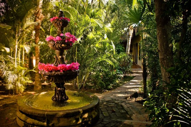 Beautiful Gardens Hotel Posada del Hidalgo
