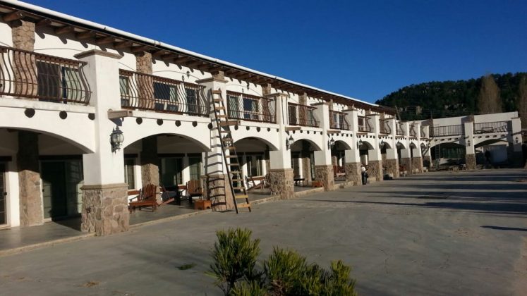 Front of Hotel Quinta Mision Creel